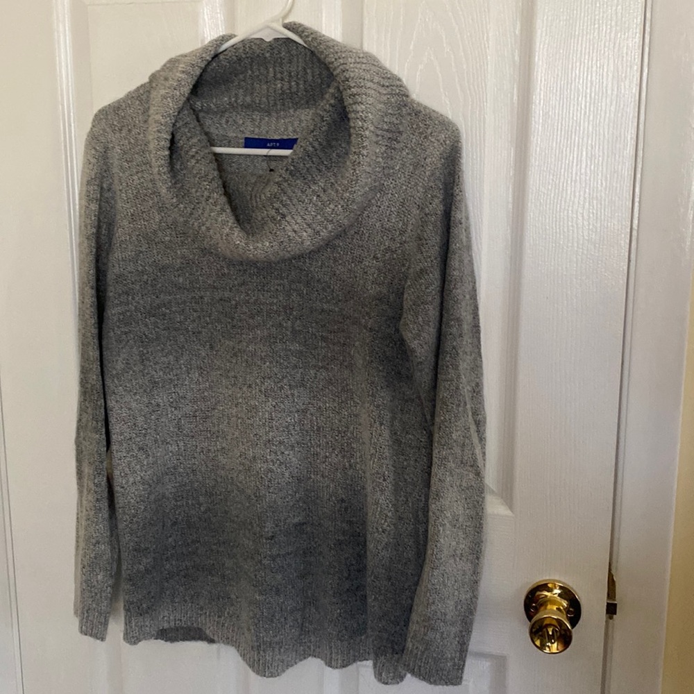 ❤️2/$30❤️ EUC womens sweater